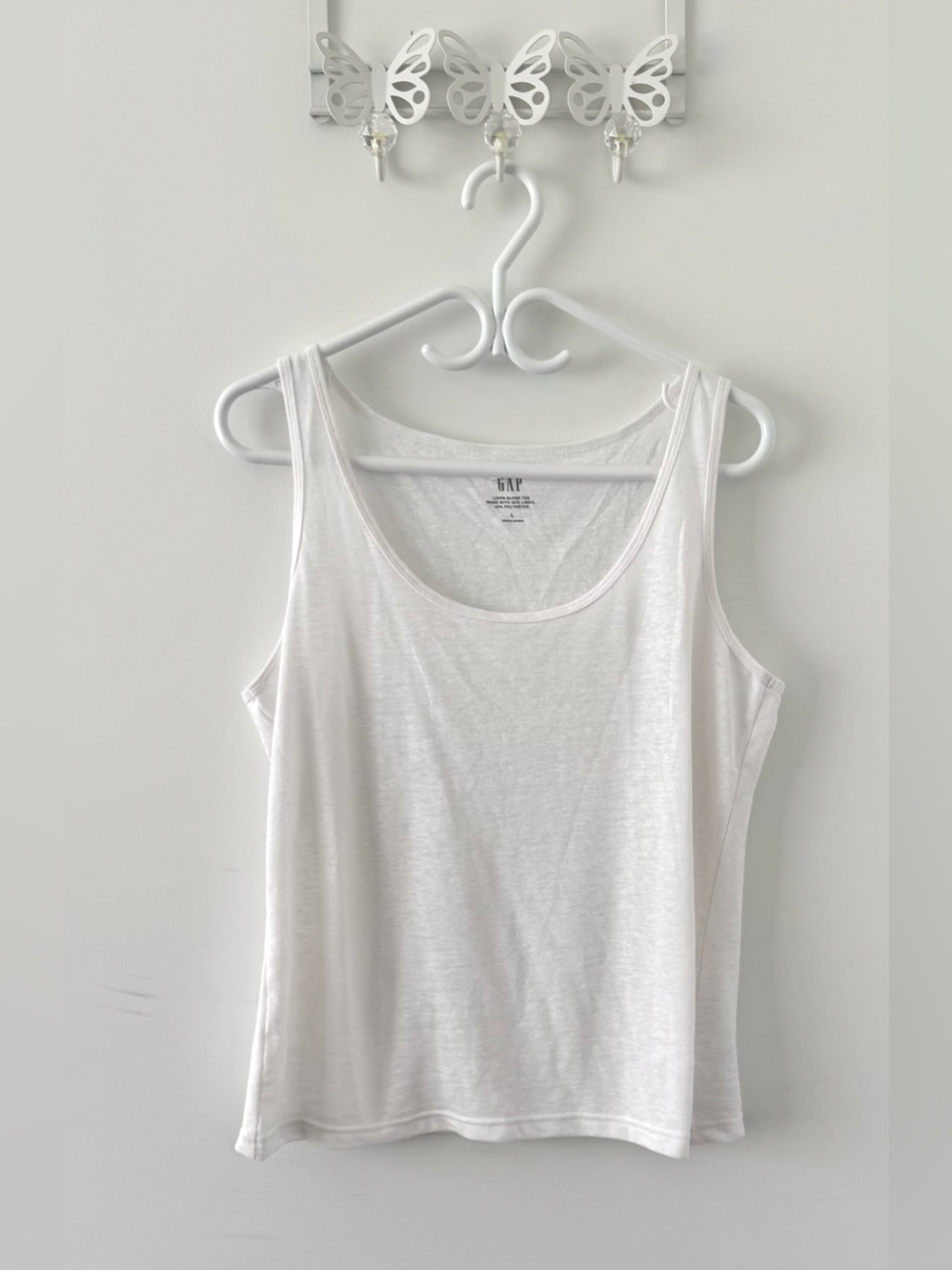 Gap white linen blend tank top